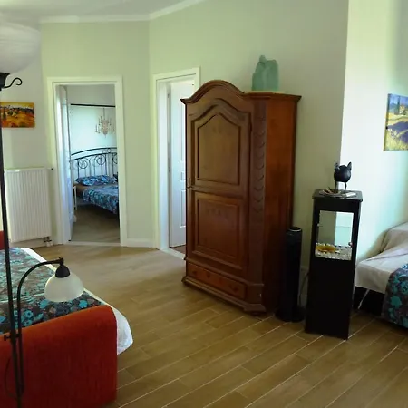 Apartment Palazzo Lemonia *