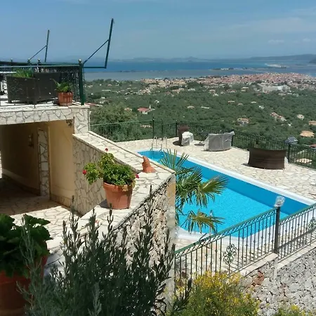 Palazzo Lemonia Apartment Apolpaina