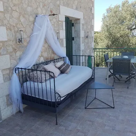 Palazzo Lemonia Apartment Apolpaina